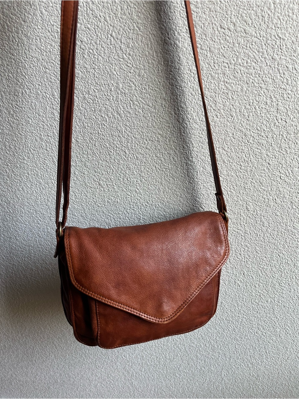 Vintage Genuine Leather Crossbody Saddle Bag Brown  -SOFT leather